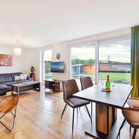 Panoramalodge Ruegen * Altefähr